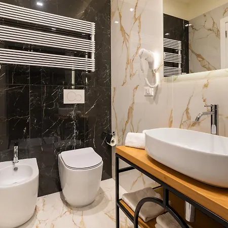 招待所 2 博洛尼亚